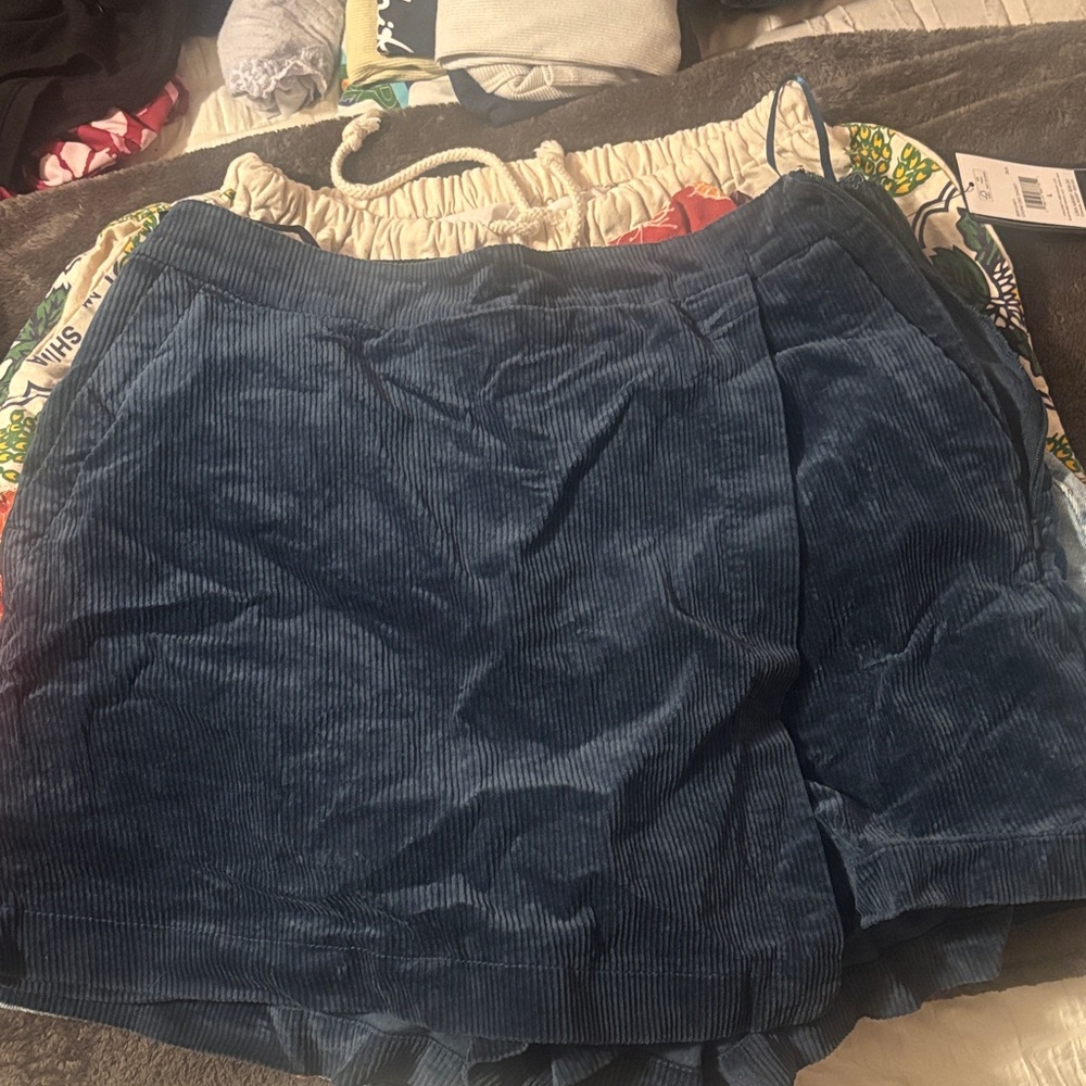 Uniqlo Blue Corduroy Women Shorts